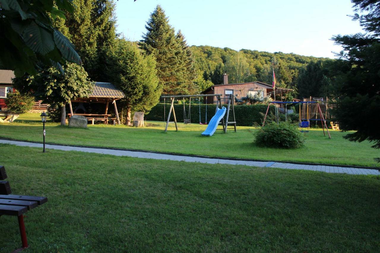 Ferienhaeuser "Zur Hohen Sonne" Thale Exterior photo